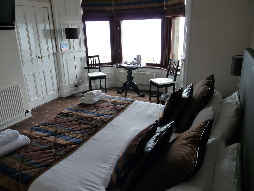 The Spinnaker Hotel ゴウロック 部屋 写真