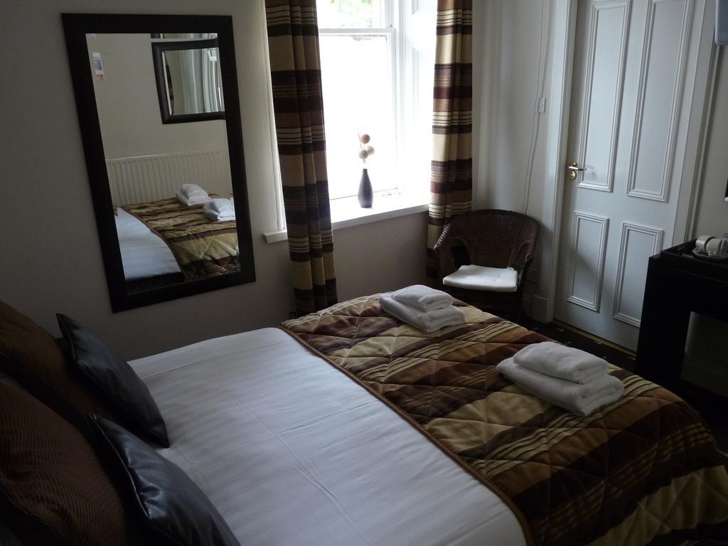 The Spinnaker Hotel ゴウロック 部屋 写真