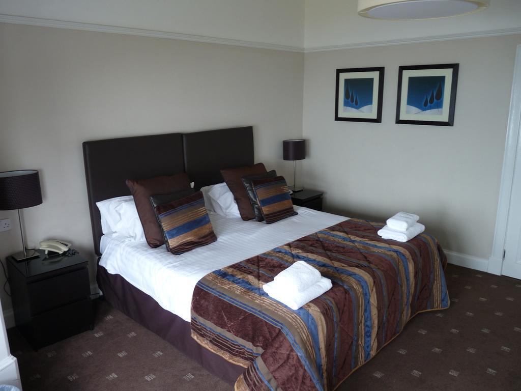 The Spinnaker Hotel ゴウロック 部屋 写真